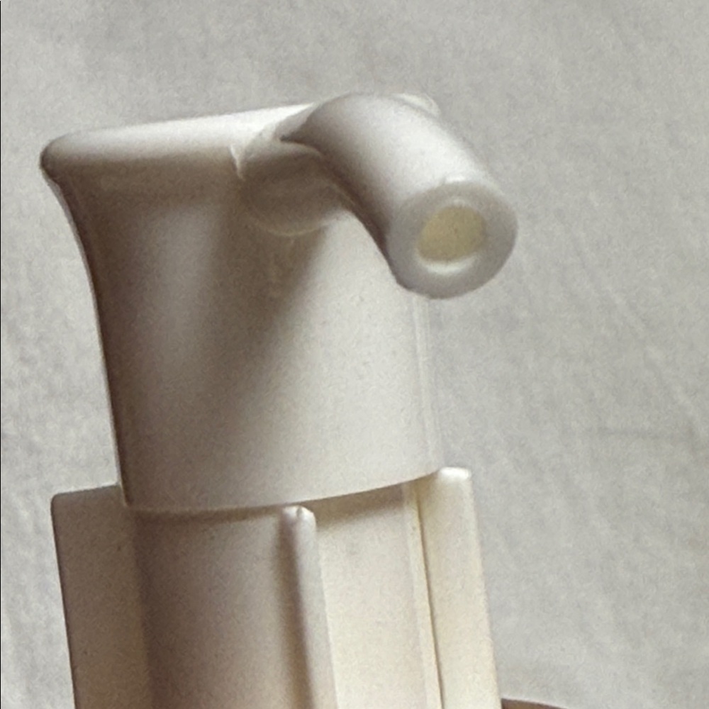 TRULY Jelly Anti-Blemish Body Cleanser (x 2) - NEW - Picture 3 of 4